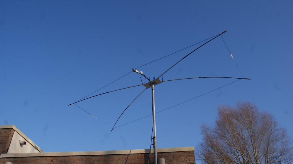 De 10m Moxon staat maar geen goede swr.